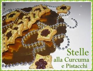 STELLE ALLA CURCUMA E PISTACCHI