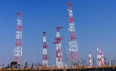 C'è chi nega i pericoli del wi-fi, dei cellulari e delle antenne, ma invece di addurre argomentazioni usa screditare la parte avversa C'è chi nega i pericoli del wi-fi, dei cellulari e delle antenne, ma invece di addurre argomentazioni usa screditare la parte avversa