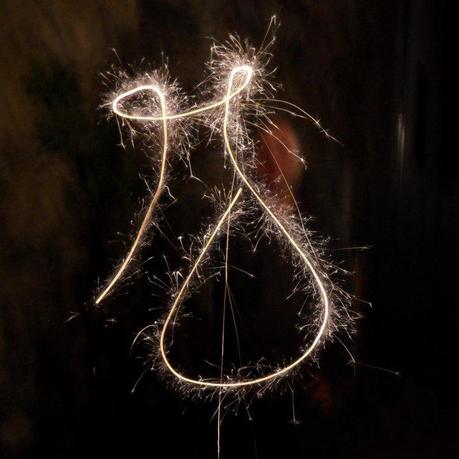 DECORAZIONISEGRETE E' UNA STELLINA ...CHE FA SCINTILLE !!!