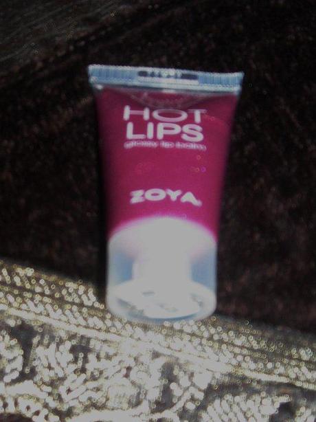 Zoya : Hot Lips + Nail Laquer