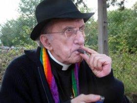 Don Gallo: l'amore è un dono di Dio, rispettate gay e trans