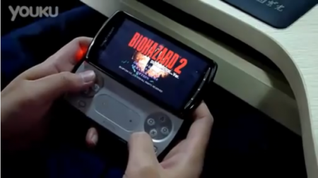 Sony Ericsson Xperia Play in un nuovo video, stavolta con giochi PS1