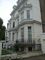 HOLLAND PARK. Una passeggiata in un parco meno conosciuto di Londra, ma non per questo meno affascinante...