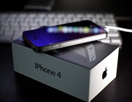 Verizon annuncia l’iPhone 4, non ha problemi di antenna e fa da hotspot WiFi