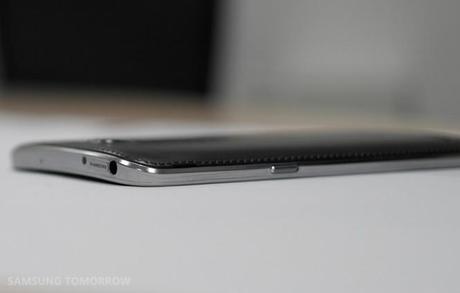 SAM 1528 665x424 Samsung Galaxy Round   ecco il Note 3 con vetro curvo