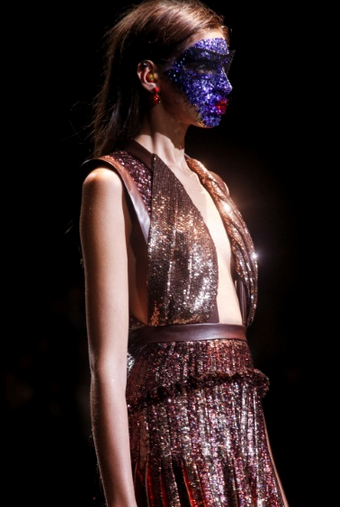 Photo Post: Best details from Paris s/s 14 womenswear runways.