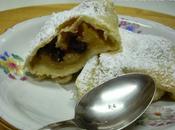 Jabolčni zavitek strudel mele della Slovenia