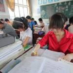 Cina, a scuola mezzo metro tra maschi e femmine per evitare cotte