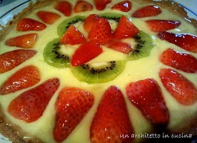 Crostata di primavera: crema pasticcera e frutta fresca