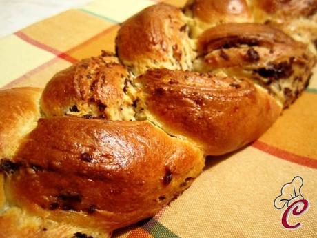 Treccia sfogliata alla mozzarella: un po' per scelta, un po' per necessità