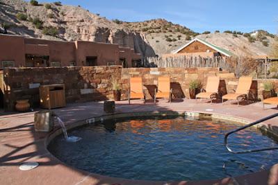 Le mille meraviglie di Taos/3. Agnes Martin e le terme di Ojo Caliente