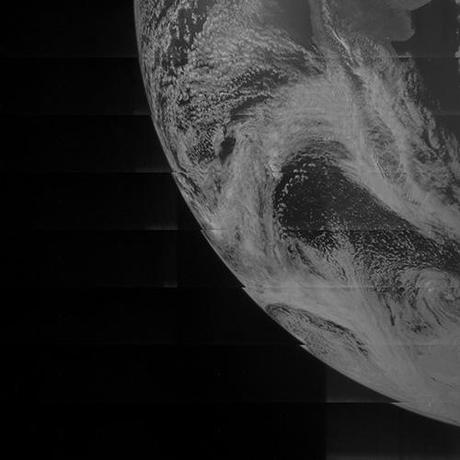 Juno riprende la Terra
