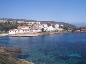 Il carcere di massima sicurezza dell'Asinara, dismesso nel 1998. 