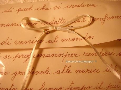 astuccio con occhielli di metallo 3