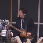 Paul McCartney, concerto a sorpresa a Times Square (video)