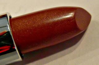 THE BODY SHOP - COLOUR CRUSH LIPSTICK nelle colorazioni 101, 125, 305, 315, 201 e 230  (REVIEW + PHOTOS + SWATCHES)