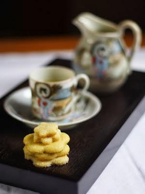 Biscotti al tè matcha