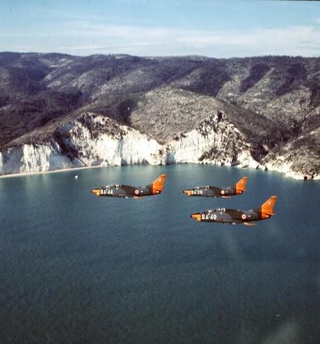 Le foto del Gargano dall'alto scattate dagli aerei da guerra G91 della base militare di Amendola