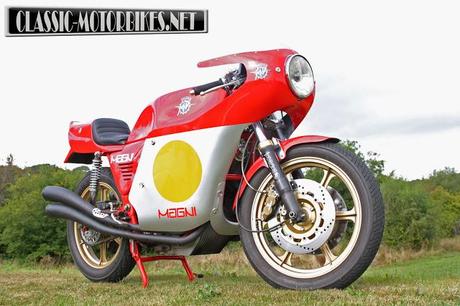 MV Agusta 750 by Mark Kay