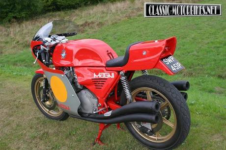 MV Agusta 750 by Mark Kay