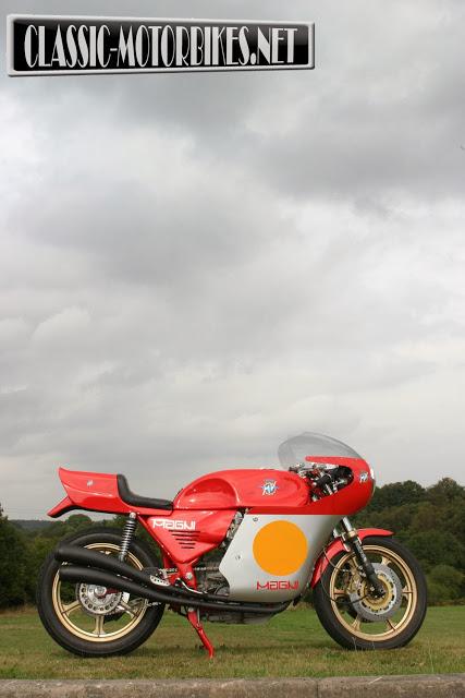 MV Agusta 750 by Mark Kay