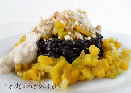 Riso nero con crema di porri e noci