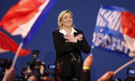 Marine Le Pen front national FRANCIA, FRONT NATIONAL PRIMO PARTITO NEI SONDAGGI: LE PEN VINCE A BRIGNOLES