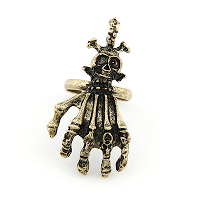 Dream of the Month: Alexander McQueen Skull Ring