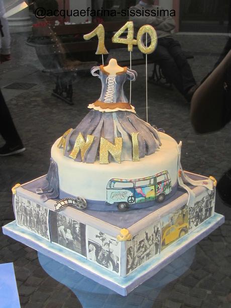 The Cake Art of Denim: moda e cake design uniti per festeggiare i 10 anni di Castel Romano Outlet