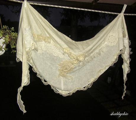 shabbychic,vintage shawl