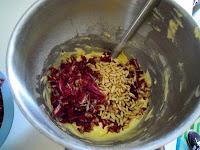 Tortina soffice al radicchio con crema inglese alla grappa di moscato