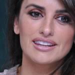 Penelope Cruz, le mille facce della bellissima neo mamma10