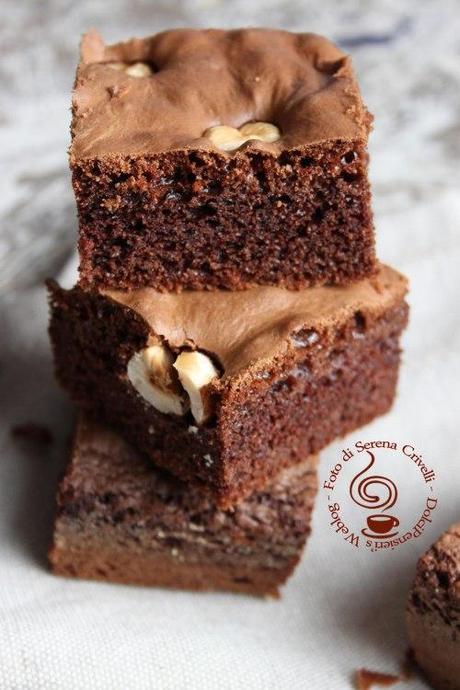 BROWNIES ALLA NUTELLA CON NOCCIOLE (29)+