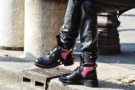 Alert biker boots