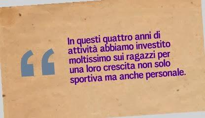 Ti piacciono i kinder? Allora puoi salvare una squadra di pallanuoto!