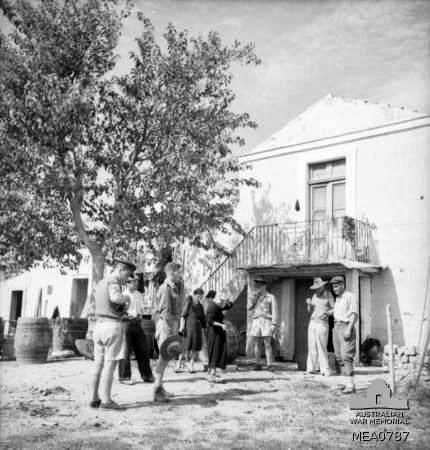 Foto storiche: la base militare Amendola durante la Seconda Guerra Mondiale