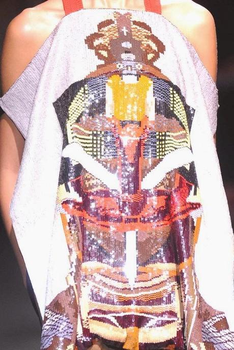 STAMPE, PATTERNS E DETTAGLI DALLA SETTIMANA DELLA MODA DI PARIGI, COLLEZIONI DONNA P/E 2014 / 5