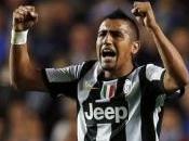 Vidal perde l'aereo, società Conte puniscono: multa panchina