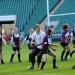 Londra, il Principe Harry gioca a rugby con..delle ragazze05