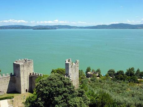 Castiglione_del_Lago,_Lago_Trasimeno