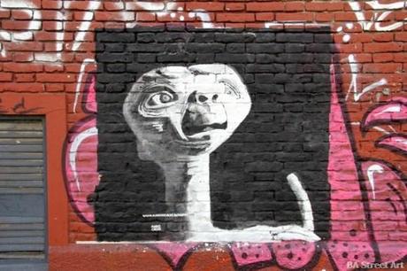 E.T.-graffiti-the-extra-terrestrial-buenos-aires-street-art-buenosairesstreetart.com_1