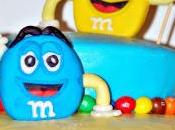 Torta m&amp;m's piani decorata