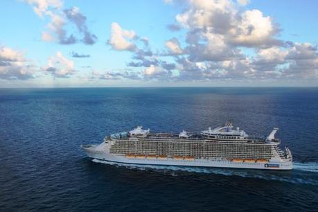 Royal Caribbean: nel 2015 il (probabile) debutto di Allure of the Seas, la più grande nave da crociera del mondo, nel Mediterraneo