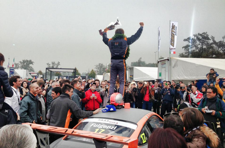 Fulgenzi, re della Porsche Carrera Cup Italia 2013 (facebook.com/enricofulgenzi)