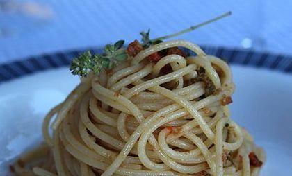 spaghetti con la  mollica