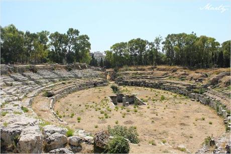 «Alle muse dirai di ricordarsi di Siracusa e Ortigia».