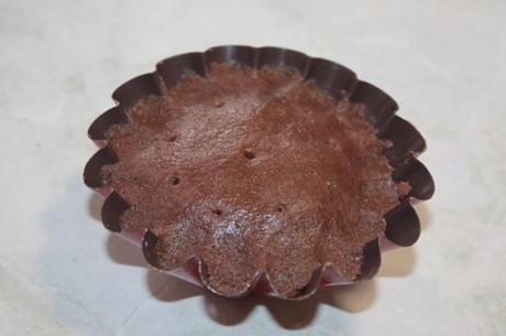 Dolcetti di frolla al cacao ripieni di cachi, confettura e pinoli dolcetti_cachi_chiusi