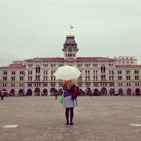 #umbrellasgrill, il tag virale del weekend a Trieste