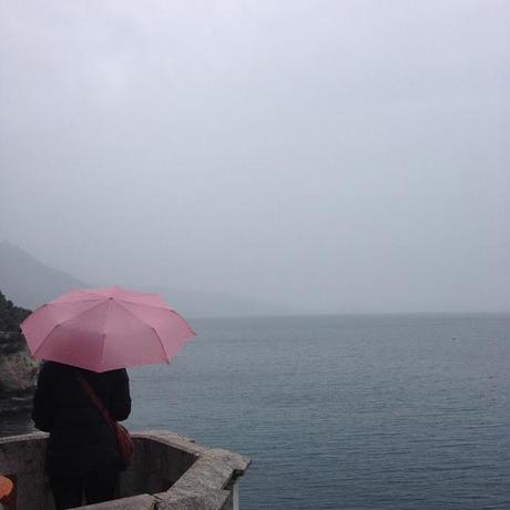 #umbrellasgrill, il tag virale del weekend a Trieste