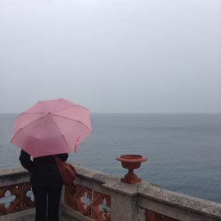 #umbrellasgrill, il tag virale del weekend a Trieste